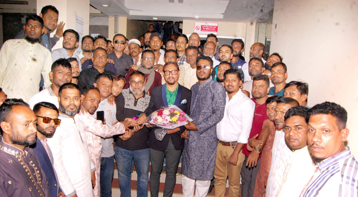চসিক মেয়রের সঙ্গে সাক্ষাৎ স্বেচ্ছাসেবক দলের নতুন কমিটির